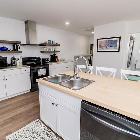 The Apartment Deer Lake Ngoại thất bức ảnh