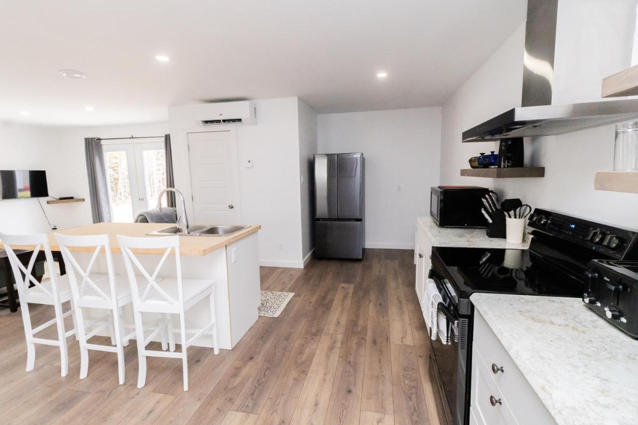 The Apartment Deer Lake Ngoại thất bức ảnh